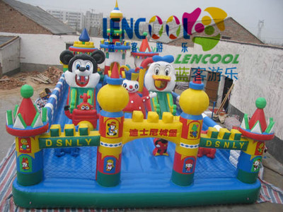 湖北熊出沒充氣城堡產(chǎn)品_瀘州充氣城堡報價_營口充氣城堡加厚_濟(jì)寧充氣城堡暢銷_鄭州藍(lán)客游樂設(shè)備 - 商國互聯(lián)網(wǎng)