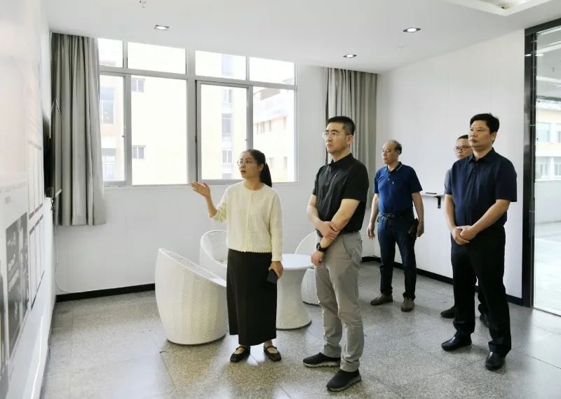 惠安縣政府主要領(lǐng)導帶隊開展全縣推動內(nèi)外貿(mào)發(fā)展專題調(diào)研